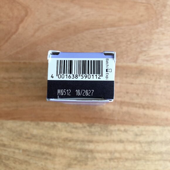 Weleda Iris Hydrating Day Cream 30ml moisturizer - Picture 8 of 9